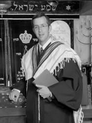 Rabbi Aaron Benson 