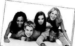 Laurie Gidosh (center) is ready to make her mark in the music world along with Monika Christian, Josh Henderson, Dorothy Szamborska and Donovan Green, members of the band Scene 23.